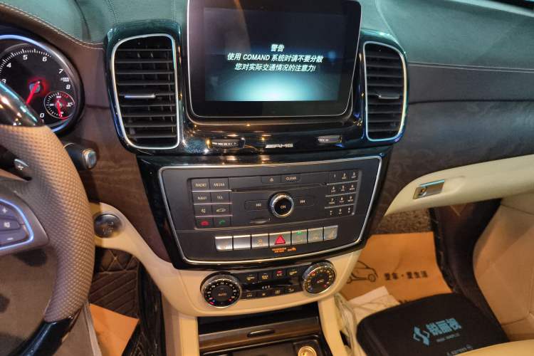 Used Mercedes-Benz GLS-Class  Audio And AC Panel