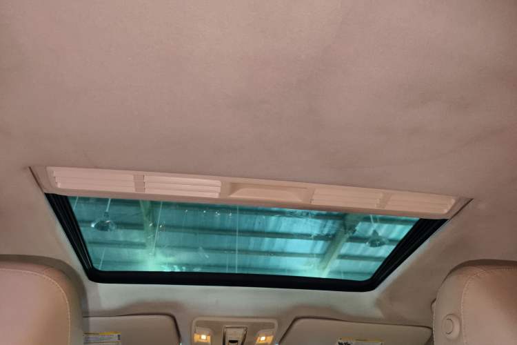 Used Mercedes-Benz GLS-Class  Headliner
