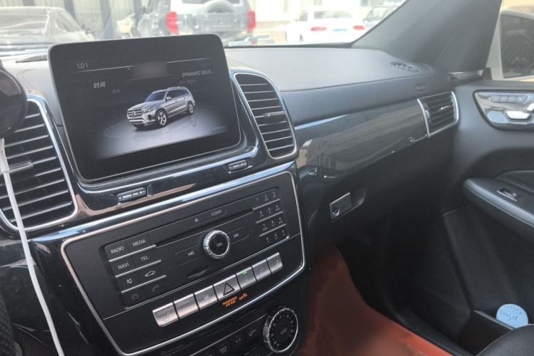 Used Mercedes-Benz GLS-Class  Audio And AC Panel