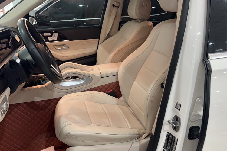 Used Mercedes-Benz GLS-Class  Interior 1