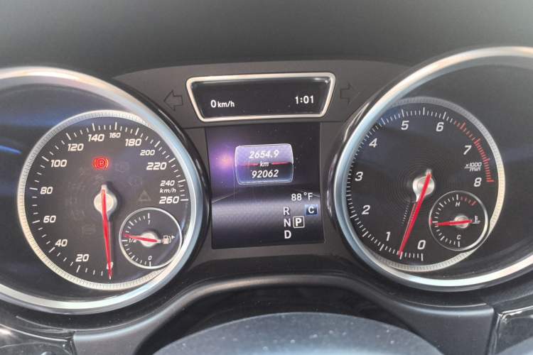 Used Mercedes-Benz GLS-Class  Odometer Close Up