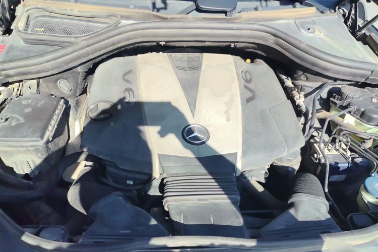 Used Mercedes-Benz GLS-Class  Engine Bay