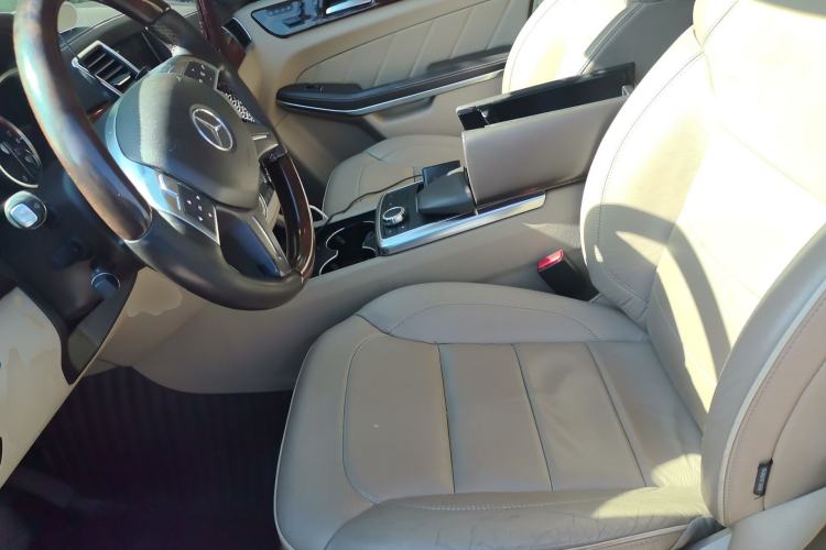 Used Mercedes-Benz GLS-Class  Left Front Seat
