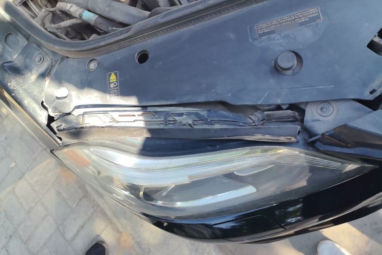 Used Mercedes-Benz GLS-Class  Right Front Headlight
