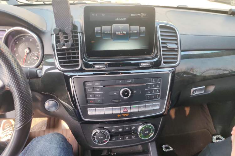 Used Mercedes-Benz GLS-Class 2016 GLS 450 U.S. specification Audio And AC Panel