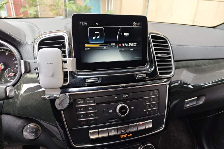 Used Mercedes-Benz GLS-Class 2016 GLS 450 Low-Power Version Middle East Specification Audio And AC Panel