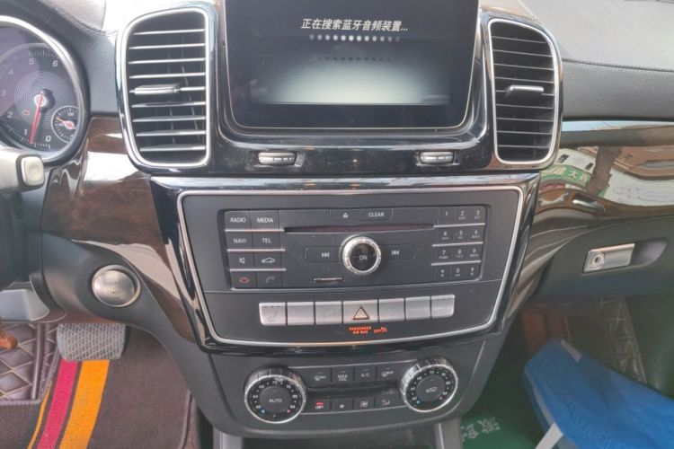 Used Mercedes-Benz GLS-Class 2016 GLS 450 Low-Power Version U.S. Specification Audio And AC Panel