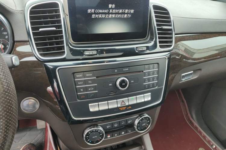 Used Mercedes-Benz GLS-Class 2016 GLS 450 Low-Power Version U.S. Specification Audio And AC Panel