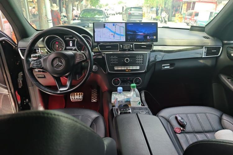 Used Mercedes-Benz GLS-Class 2016 GLS 450 Low-Power Version U.S. Specification Center Console