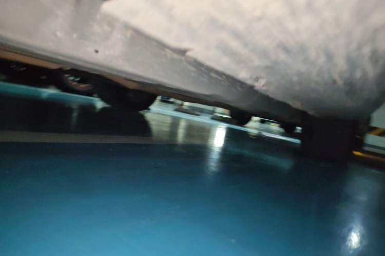 Used Mercedes-Benz GLS-Class  Chassis Front Left