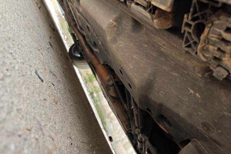 Used Mercedes-Benz GLS-Class  Chassis Front Right