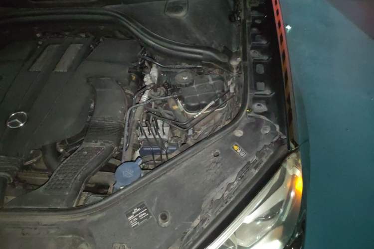 Used Mercedes-Benz GLS-Class  Engine Bay Left