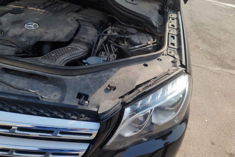 Used Mercedes-Benz GLS-Class 2016 GLS 450 U.S. specification Engine Bay Left