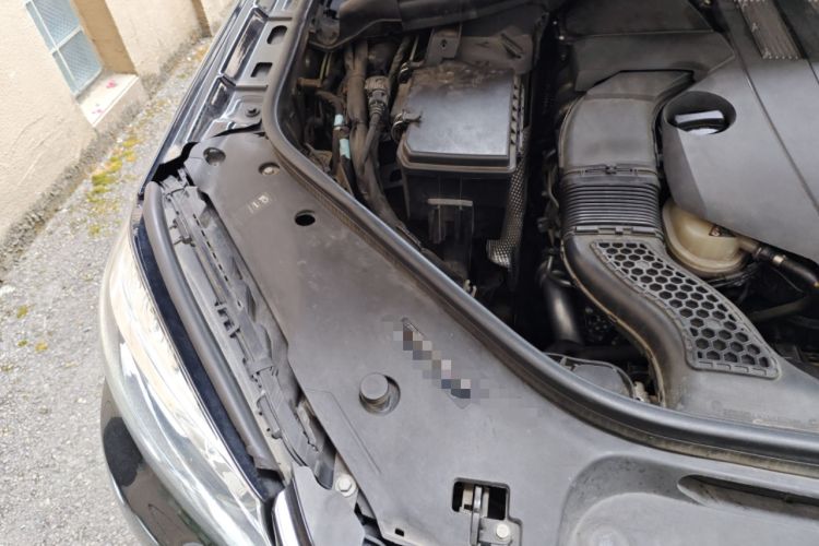 Used Mercedes-Benz GLS-Class 2016 GLS 450 Low-Power Version Middle East Specification Engine Bay Right