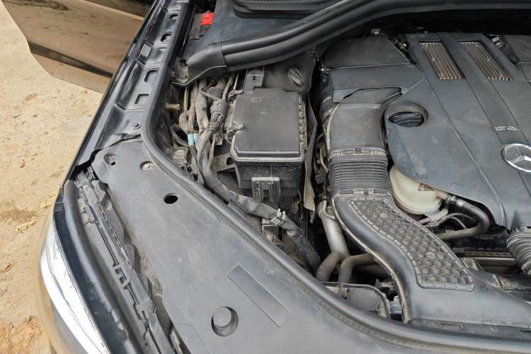 Used Mercedes-Benz GLS-Class  Engine Bay Right