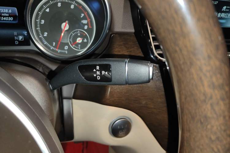 Used Mercedes-Benz GLS-Class 2016 GLS 450 Middle East version Gear Lever