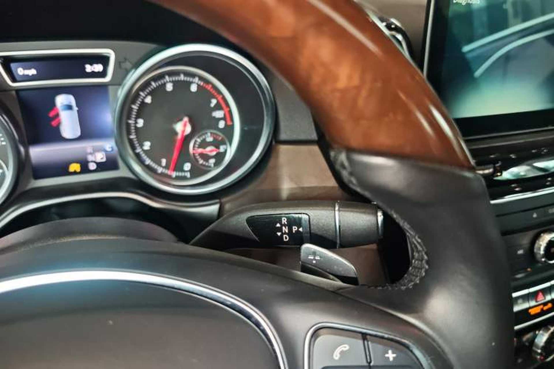 Used Mercedes-Benz GLS-Class 2016 4.7T GLS500 4MATIC Gear Lever