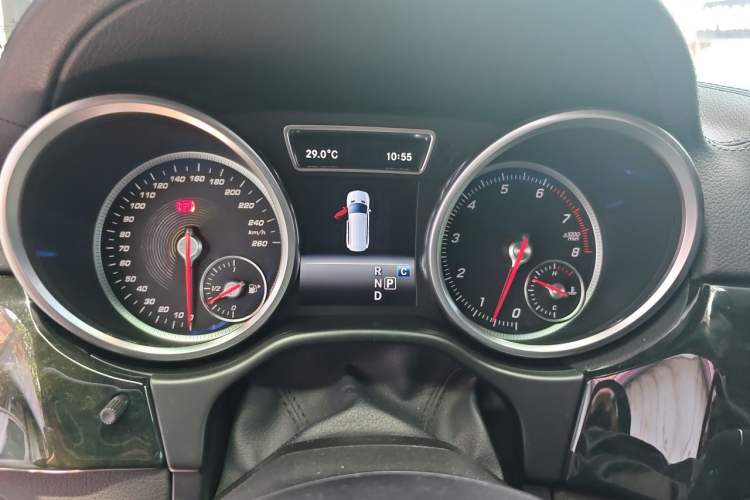 Used Mercedes-Benz GLS-Class 2016 GLS 450 Low-Power Version U.S. Specification Instrument Cluster