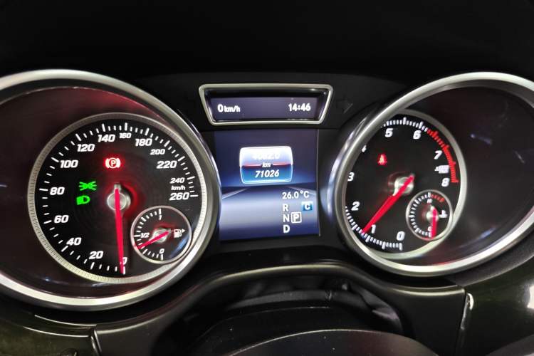 Used Mercedes-Benz GLS-Class  Instrument Cluster