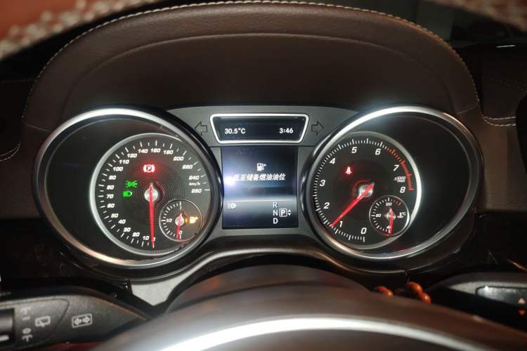 Used Mercedes-Benz GLS-Class 2016 GLS 450 Low-Power Version U.S. Specification Instrument Cluster