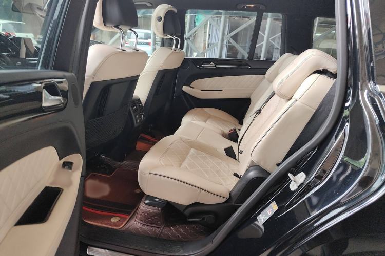 Used Mercedes-Benz GLS-Class 2016 GLS 450 Low-Power Version U.S. Specification Interior 2