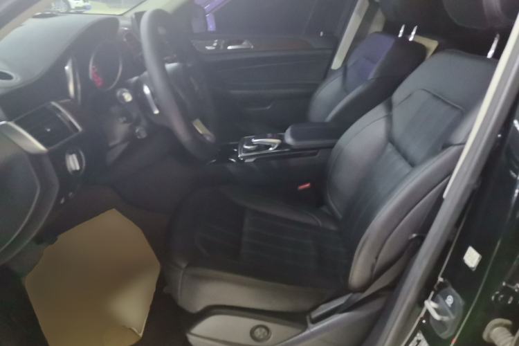 Used Mercedes-Benz GLS-Class 2016 GLS 450 Middle East version Left Front Seat