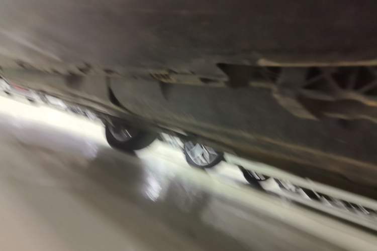 Used Mercedes-Benz GLS-Class 2016 GLS 450 Middle East version Left Side Sill