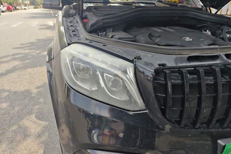 Used Mercedes-Benz GLS-Class 2016 GLS 450 Low-Power Version U.S. Specification Right Front Headlight