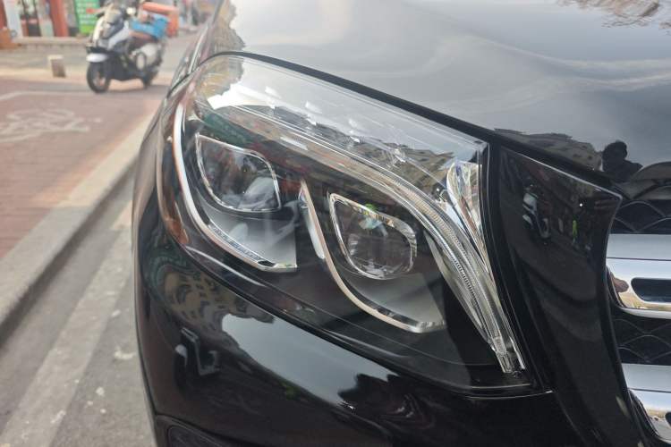 Used Mercedes-Benz GLS-Class 2016 GLS 450 Low-Power Version U.S. Specification Right Front Headlight