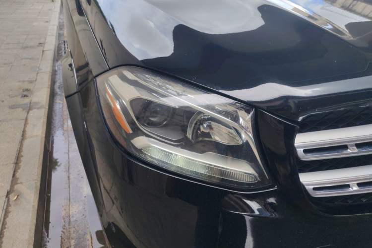 Used Mercedes-Benz GLS-Class  Right Front Headlight
