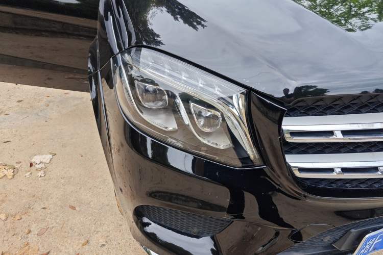 Used Mercedes-Benz GLS-Class  Right Front Headlight