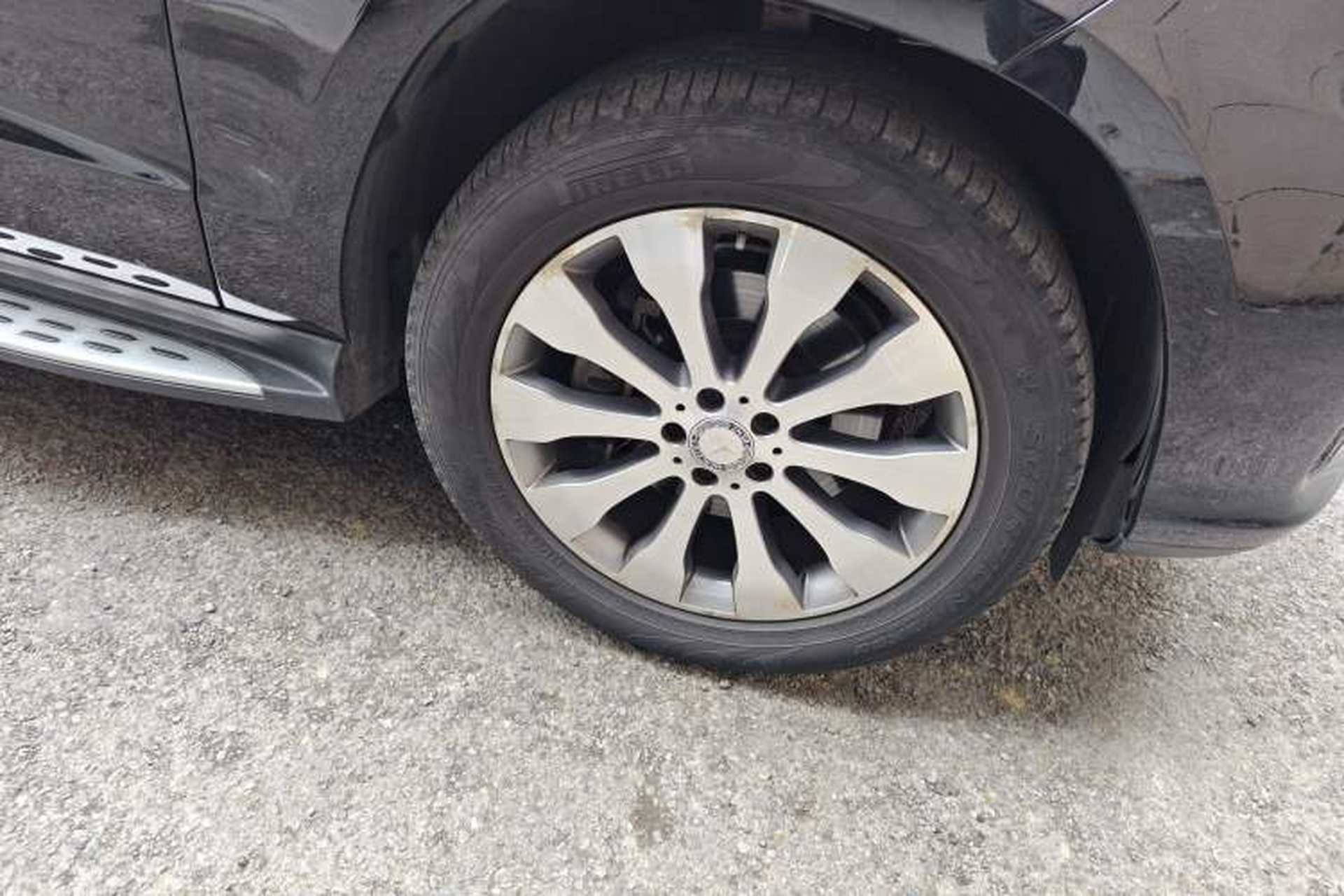 Used Mercedes-Benz GLS-Class 2016 GLS 450 Low-Power Version Middle East Specification Right Front Wheel Hub