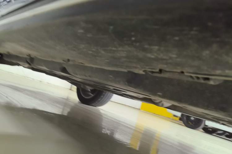 Used Mercedes-Benz GLS-Class 2016 GLS 450 Middle East version Right Side Sill