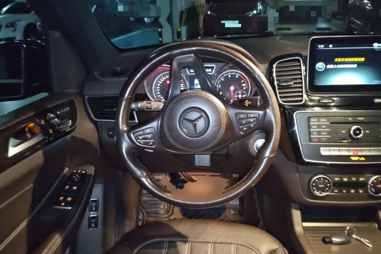 Used Mercedes-Benz GLS-Class  Steering Wheel