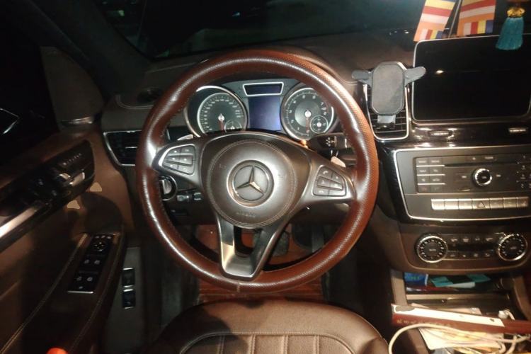 Used Mercedes-Benz GLS-Class 2016 GLS 450 Low-Power Version U.S. Specification Steering Wheel