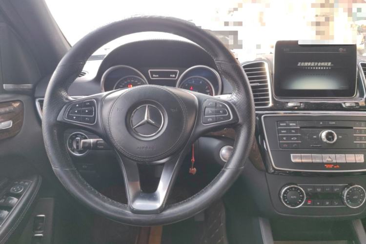 Used Mercedes-Benz GLS-Class 2016 GLS 450 Low-Power Version U.S. Specification Steering Wheel
