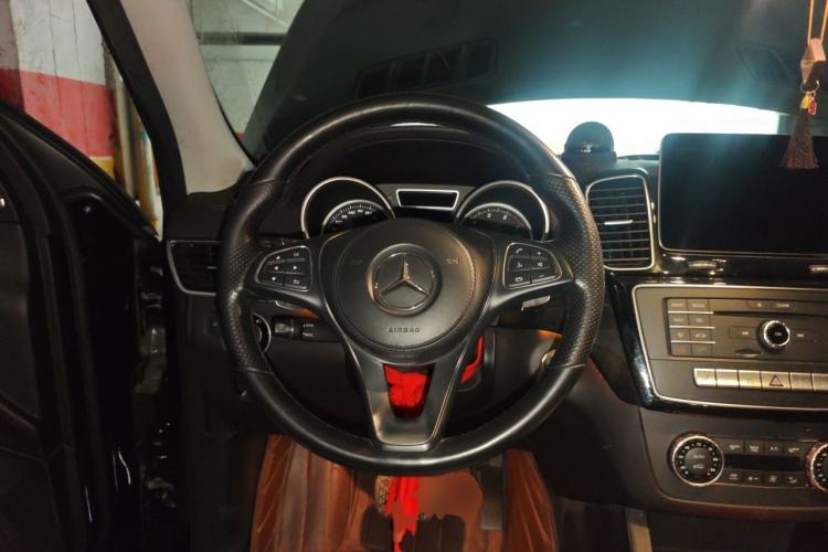 Used Mercedes-Benz GLS-Class 2016 GLS 450 U.S. specification Steering Wheel