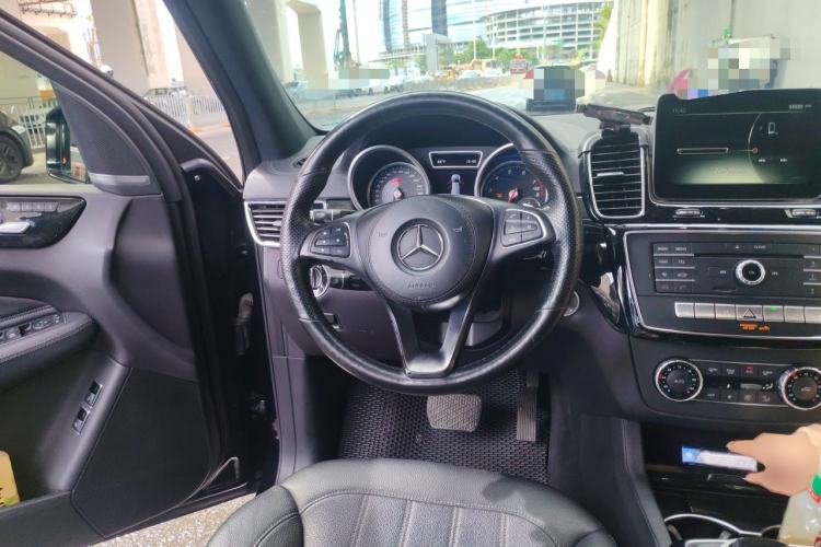 Used Mercedes-Benz GLS-Class  Steering Wheel