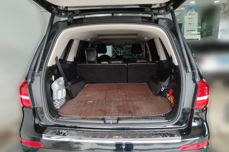 Used Mercedes-Benz GLS-Class 2016 GLS 450 U.S. specification Trunk