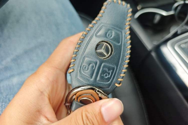 Used Mercedes-Benz GLS-Class  Vehicle Key