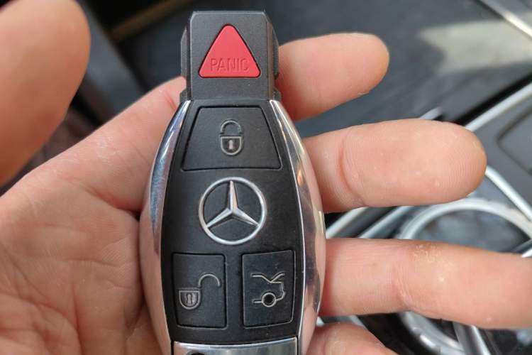 Used Mercedes-Benz GLS-Class 2016 GLS 450 Low-Power Version U.S. Specification Vehicle Key