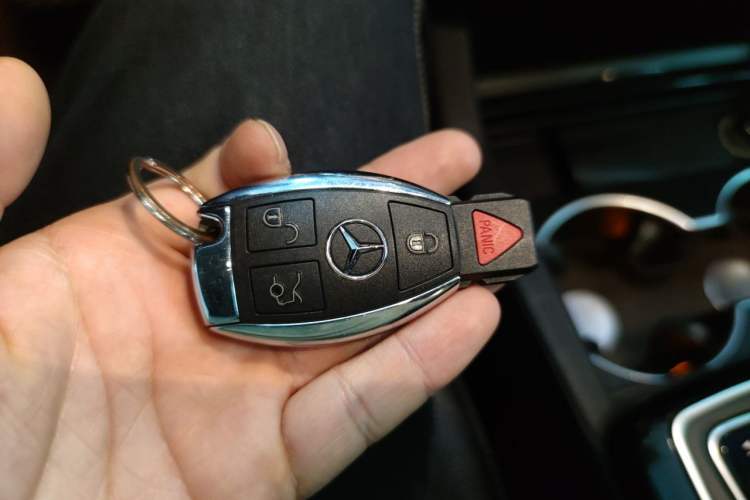 Used Mercedes-Benz GLS-Class 2016 GLS 450 U.S. specification Vehicle Key
