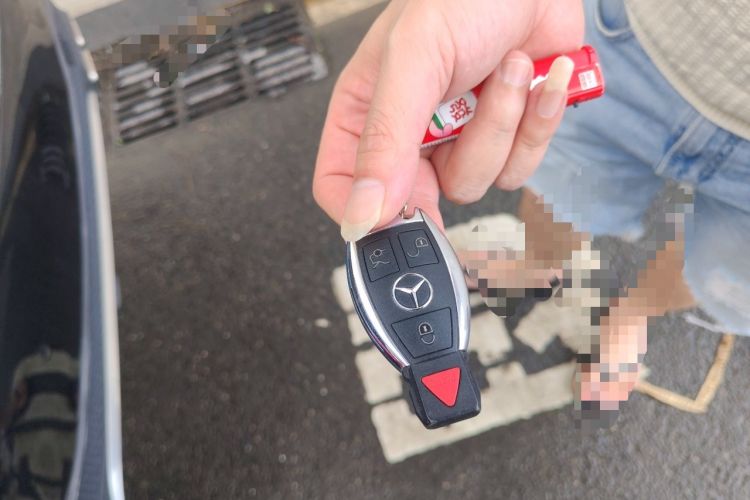 Used Mercedes-Benz GLS-Class  Vehicle Key