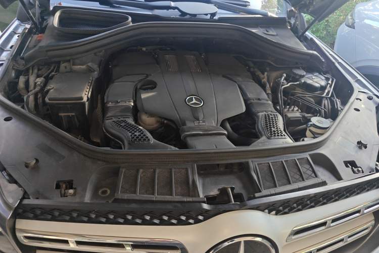 Used Mercedes-Benz GLS-Class 2016 GLS 450 Low-Power Version U.S. Specification Engine Bay