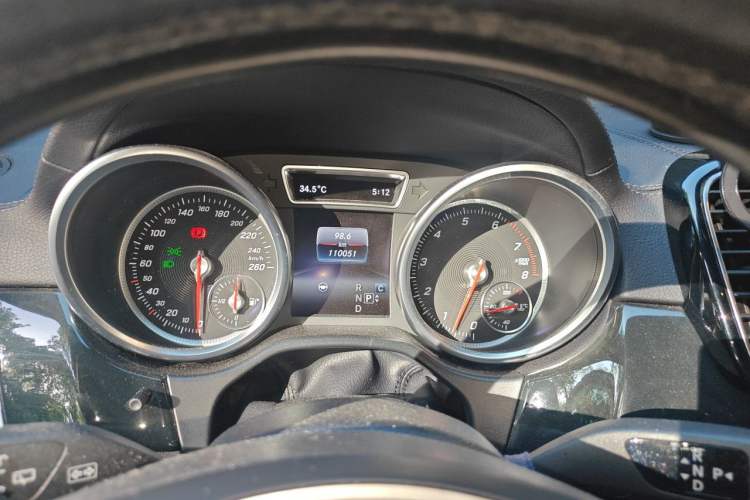 Used Mercedes-Benz GLS-Class 2016 GLS 450 Low-Power Version U.S. Specification Instrument Cluster