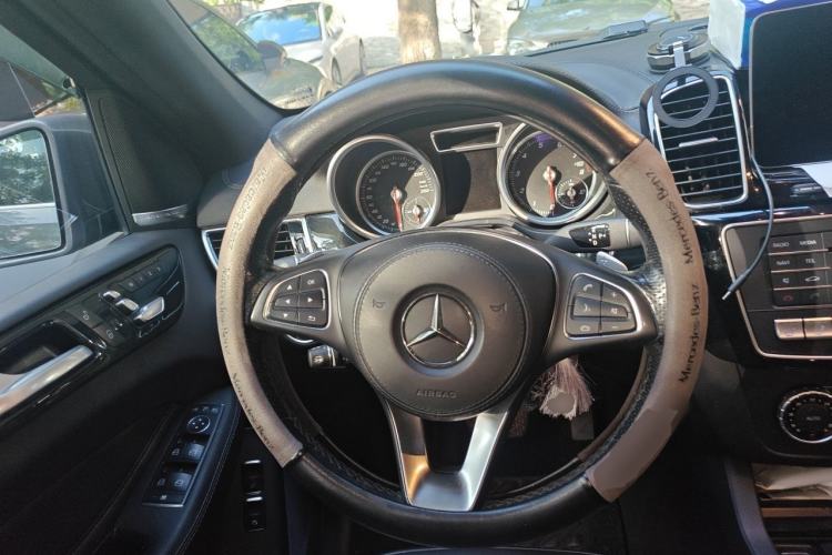 Used Mercedes-Benz GLS-Class 2016 GLS 450 Low-Power Version U.S. Specification Steering Wheel