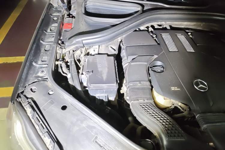 Used Mercedes-Benz GLS-Class 2016 GLS 450 U.S. specification Engine Bay Right