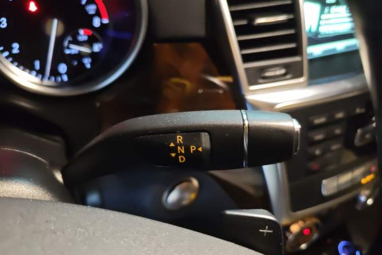 Used Mercedes-Benz GLS-Class 2016 GLS 450 U.S. specification Gear Lever