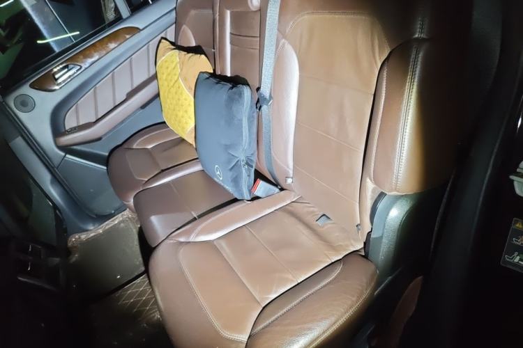 Used Mercedes-Benz GLS-Class 2016 GLS 450 U.S. specification Left Rear Seat