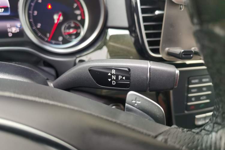 Used Mercedes-Benz GLS-Class 2016 GLS 450 Low-Power Version U.S. Specification Gear Lever